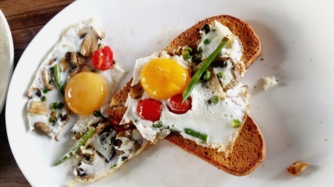 Vegetable Fry Up A little bit of heart art going on! Vegetable Fry Up - Harry's in Boat Quay