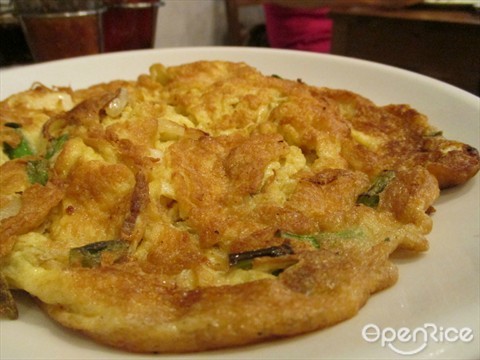 Tasty Seafood egg omelette