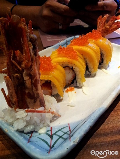 Mini Golden Roll $11