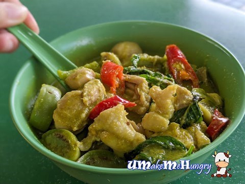 Green Curry (Chicken) - $8